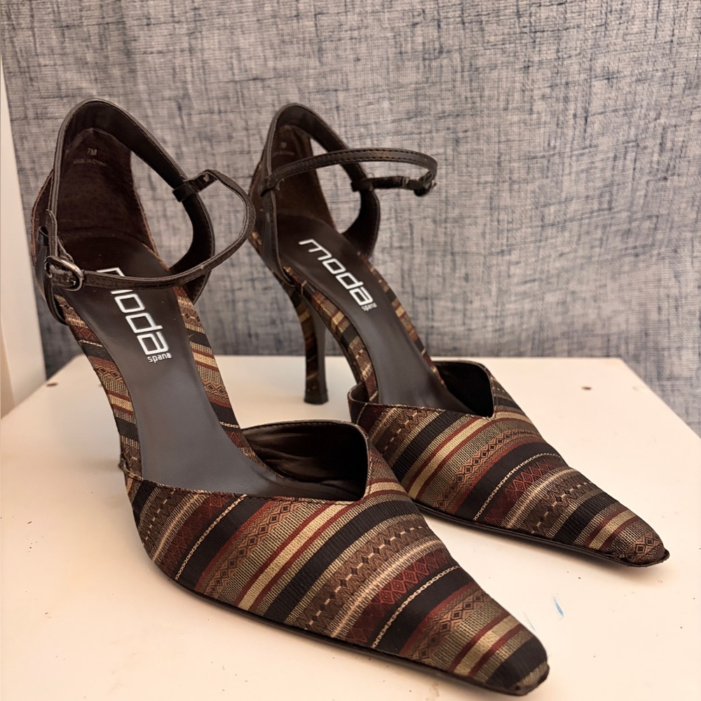 Moda Spana Frolic Multicolor Striped Heels